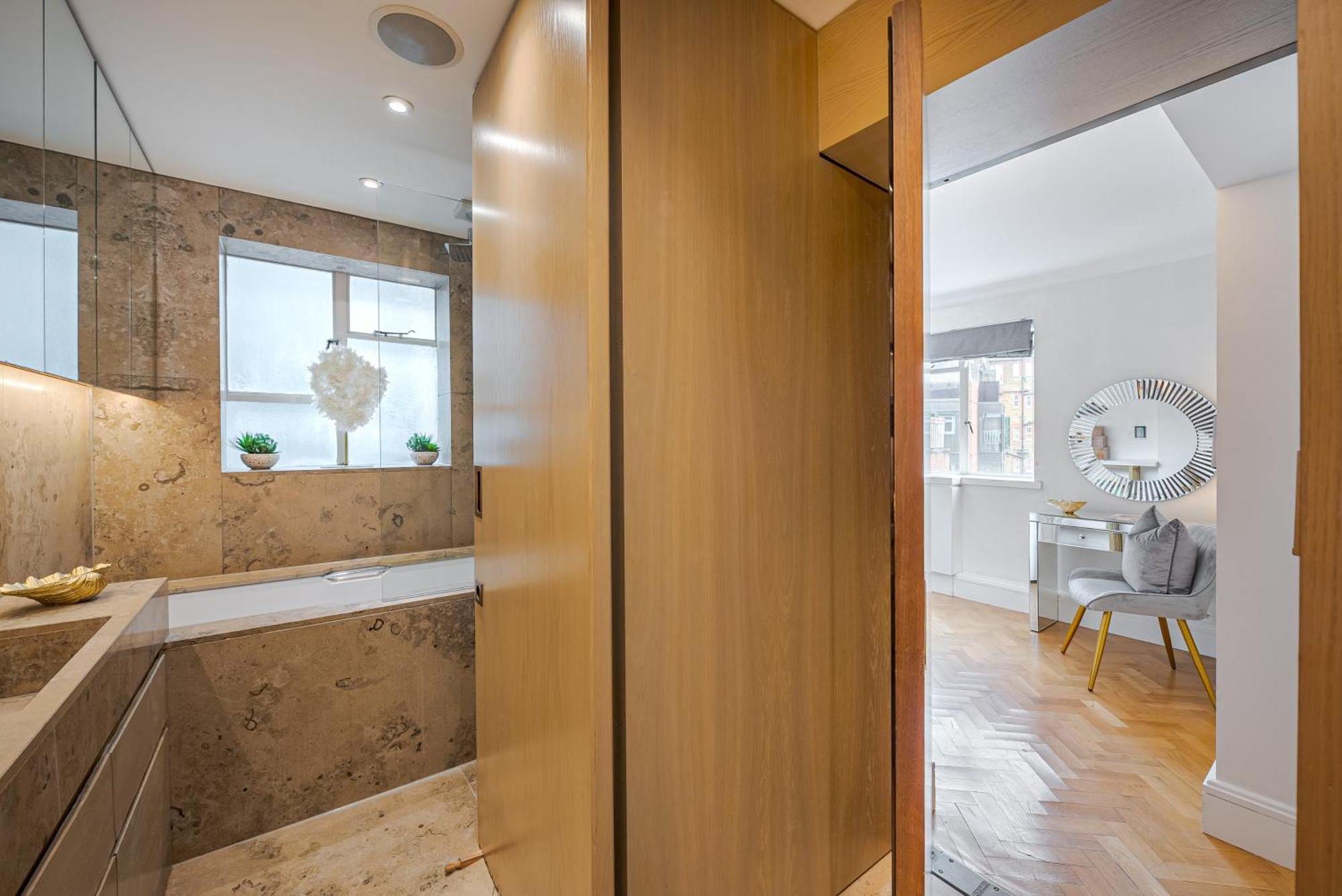 Modern Knightsbridge Apartment With Balcony Overlooking Harrods Prime Location Londres Extérieur photo