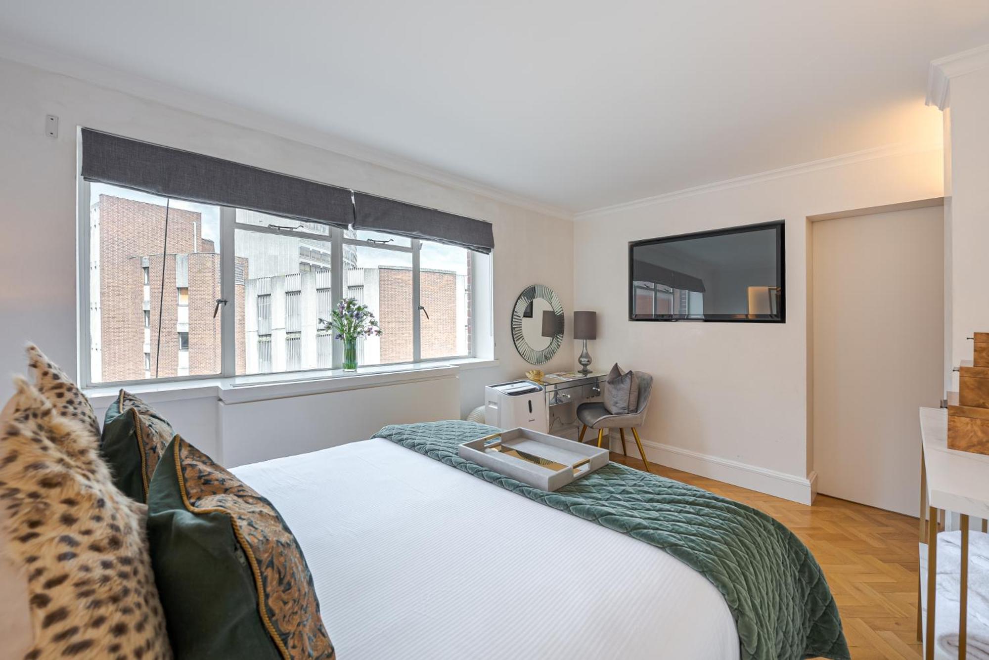 Modern Knightsbridge Apartment With Balcony Overlooking Harrods Prime Location Londres Extérieur photo